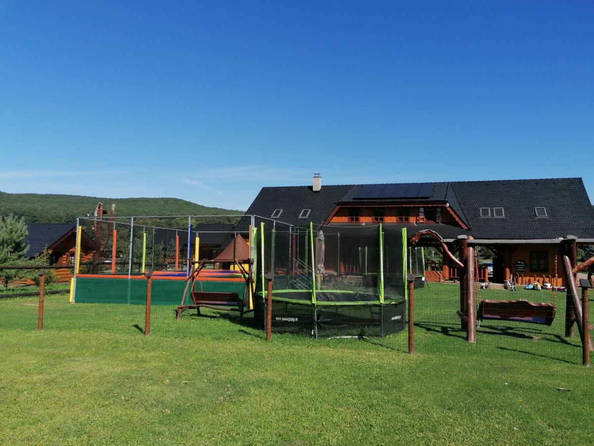 Отель Camp Pacho Прьевидза Экстерьер фото